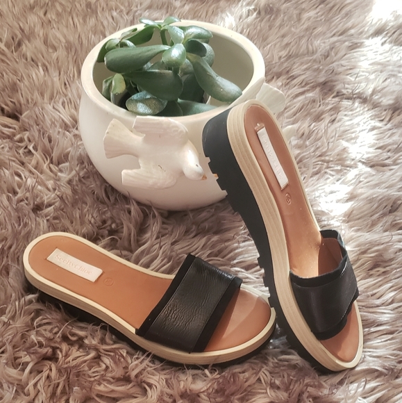 See By Chloe Robin Flatform Slip On